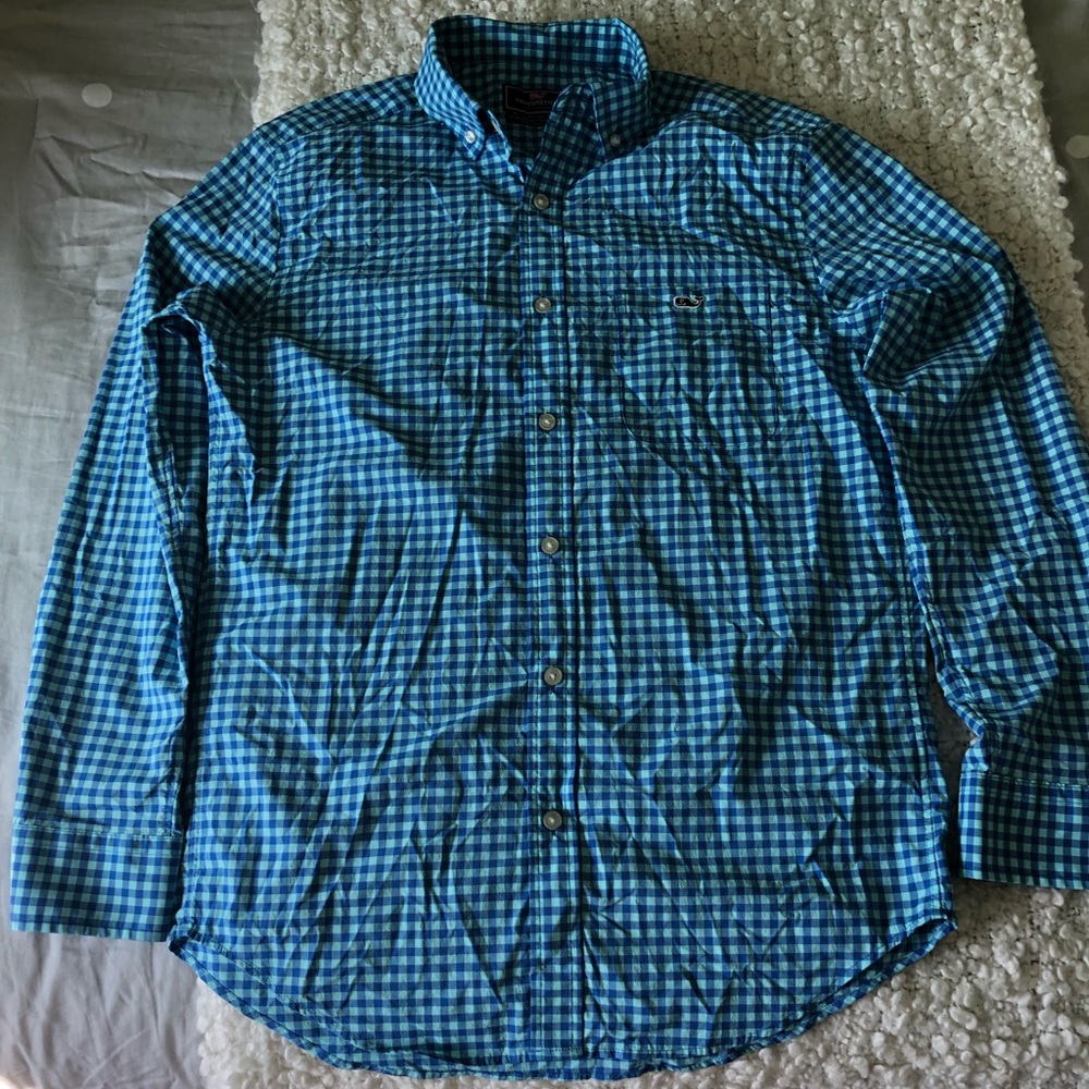 Vineyard vines performance shirt